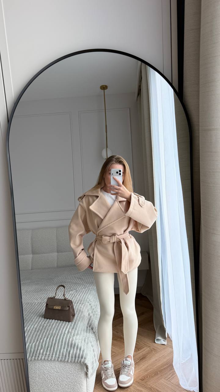 Cropped coat