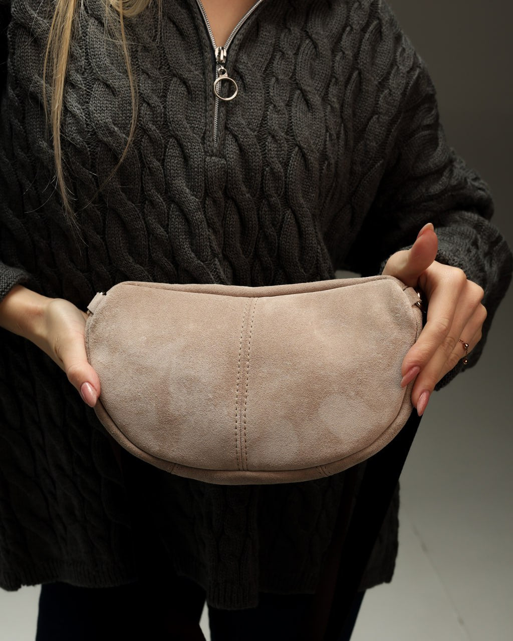 Women's fanny pack made of genuine suede, beige