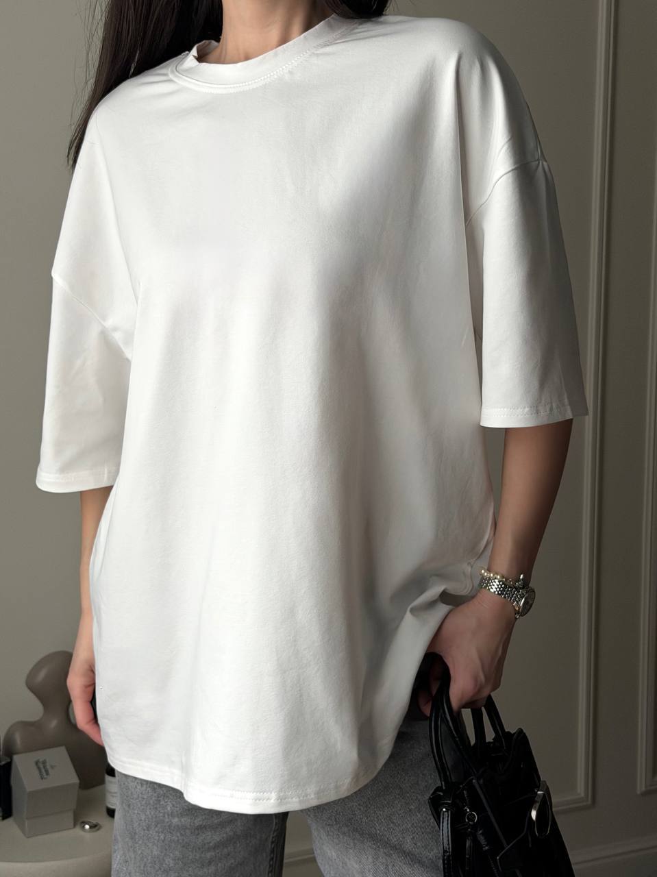 T-shirt z odkrytymi plecami