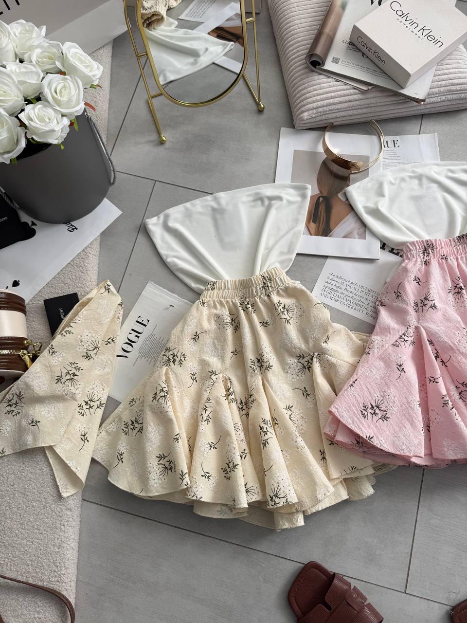 3-piece set (bandeau top, skirt, and headscarf)