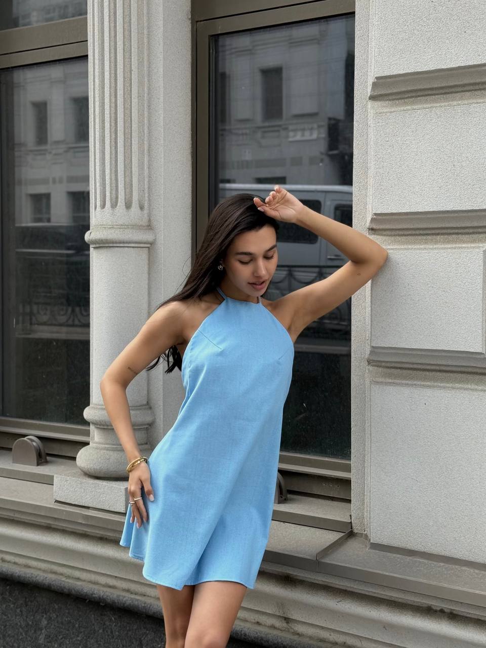 Linen dress with open back