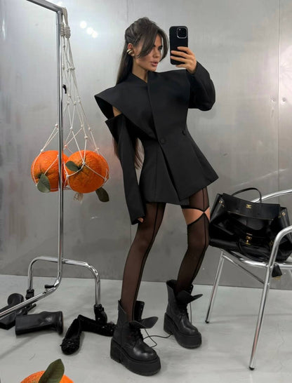 Cut-out tights