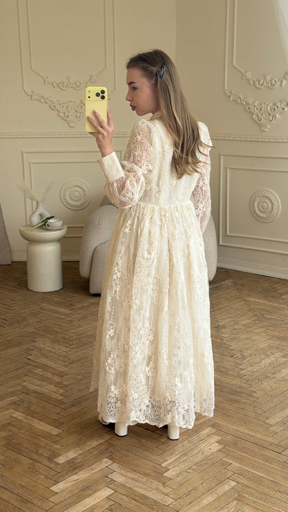 Aurora Lace Maxi Dress