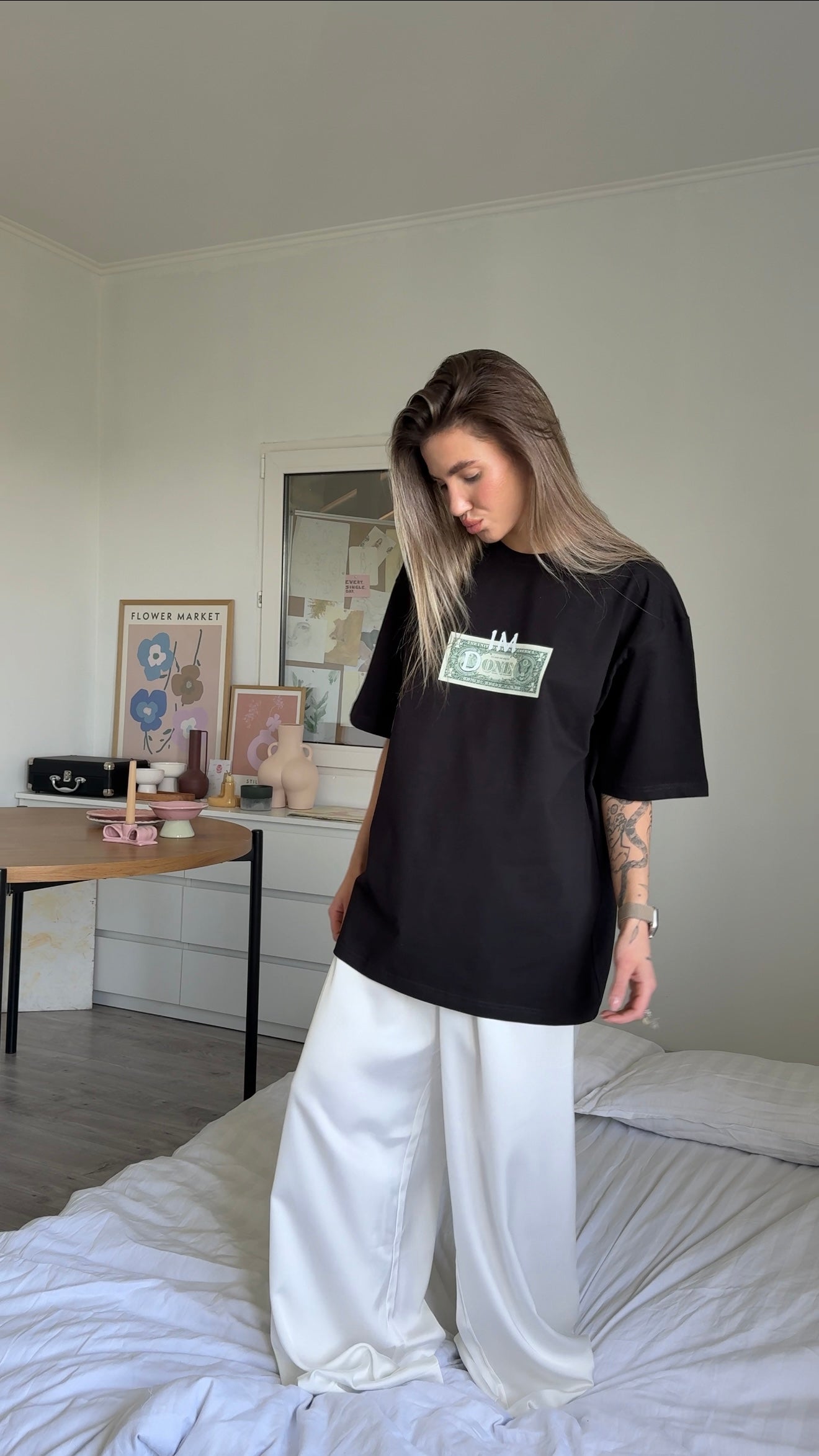 Oversized T-shirt with "money" print