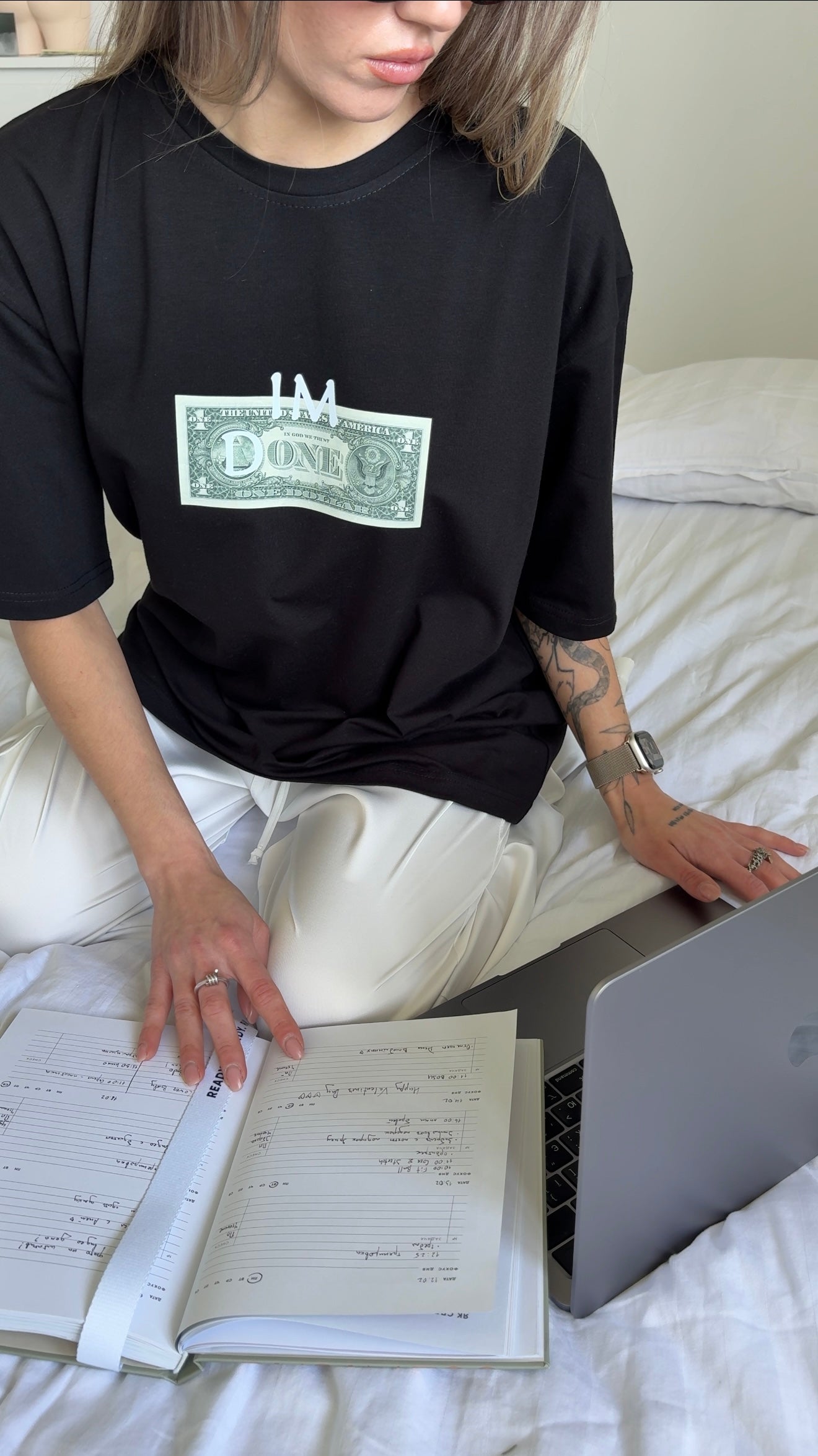 Oversized T-shirt with "money" print