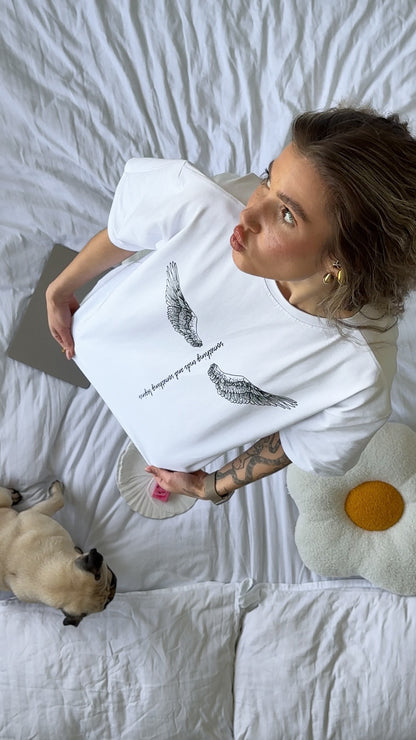 T-shirt oversize z nadrukiem "skrzydła"