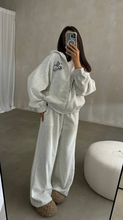 Two-piece tracksuit
