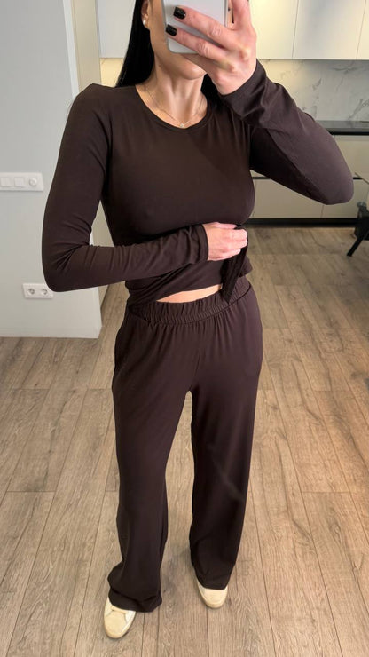 Dwuczęściowy komplet (spodnie+asymetryczny longsleeve)