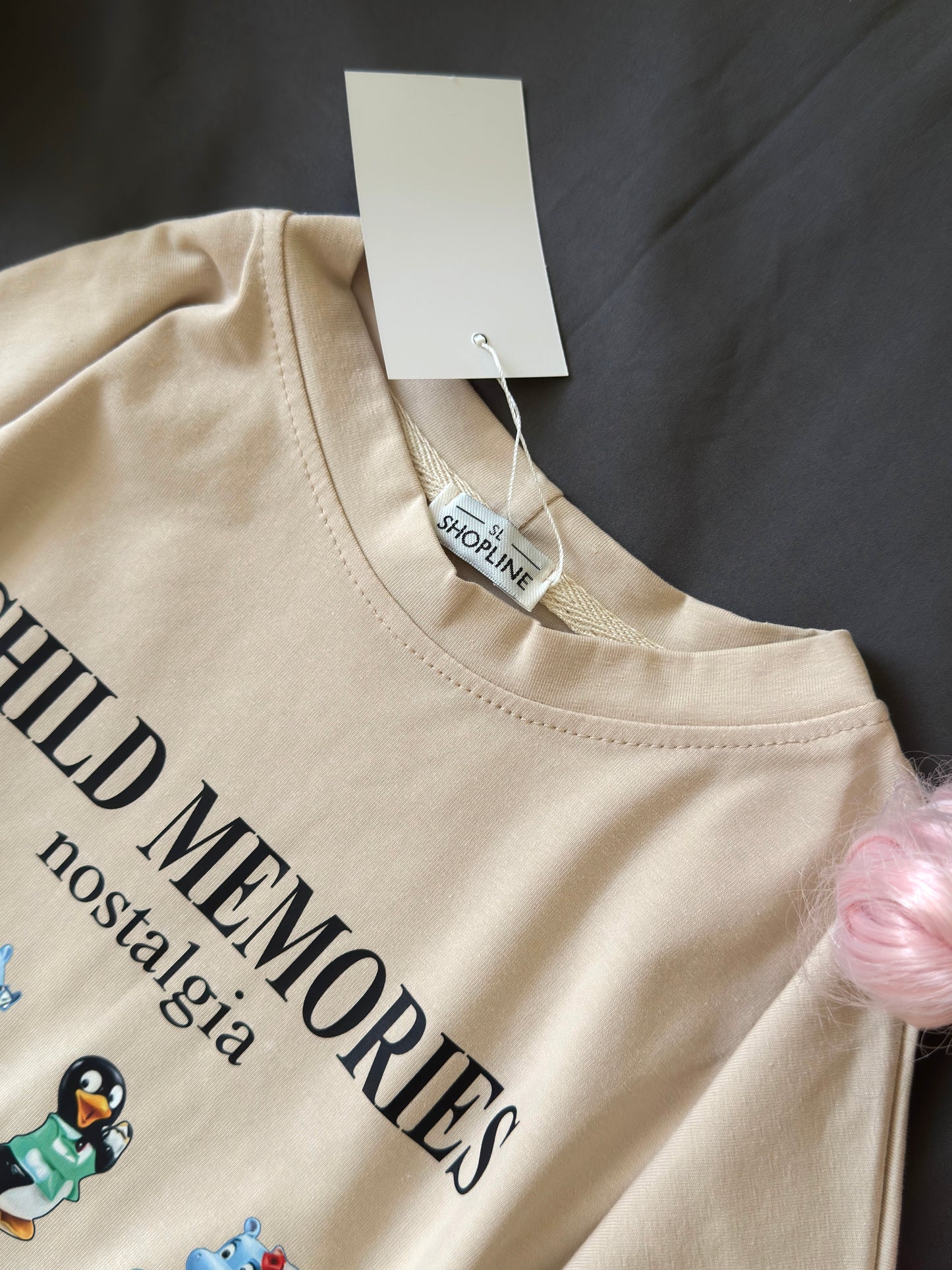 T-shirt with iconic Kinder figurines