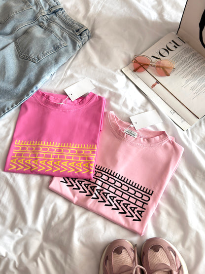 T-shirt with VAHUE print