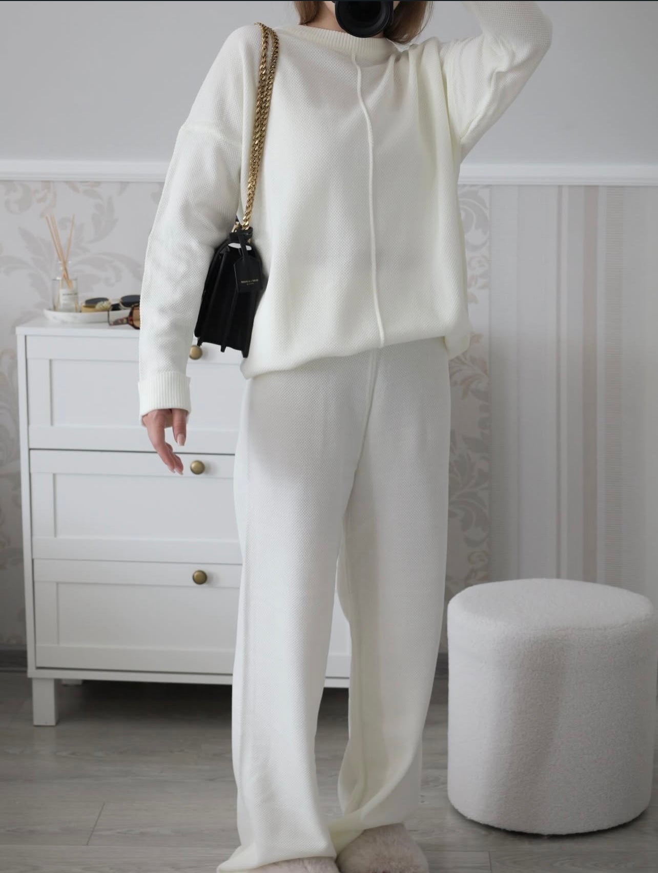 Basic knitted two-piece suit, milky