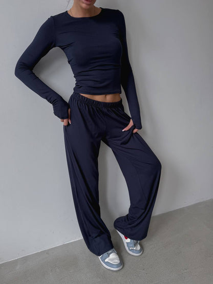 Lightweight three-piece suit (trousers, long sleeve top, t-shirt)