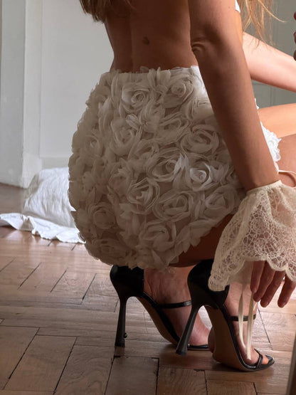 Шорти з трояндами