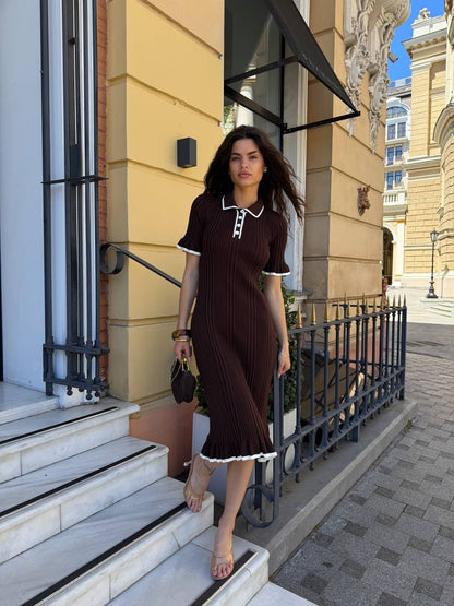 Сукня в рубчик з коміром