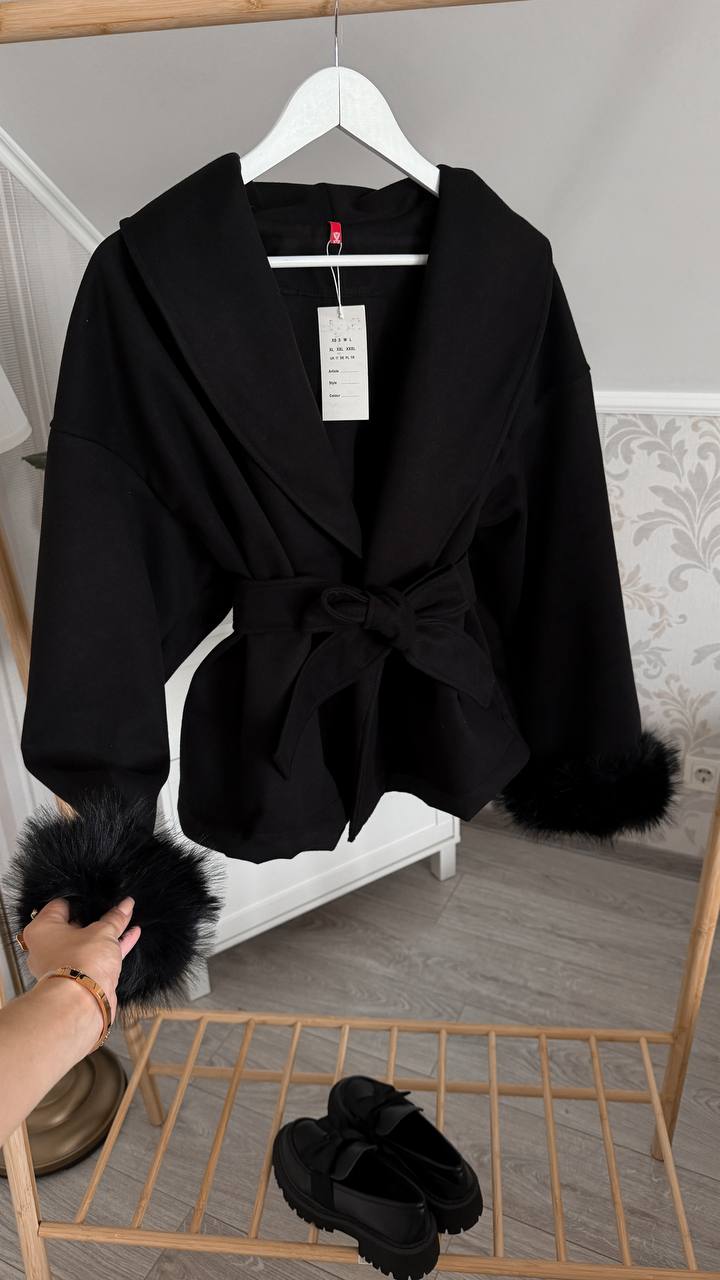 Coat with fur cuffs