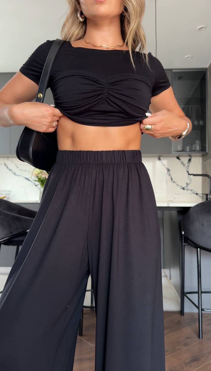 Two-piece suit, pants and long-sleeve