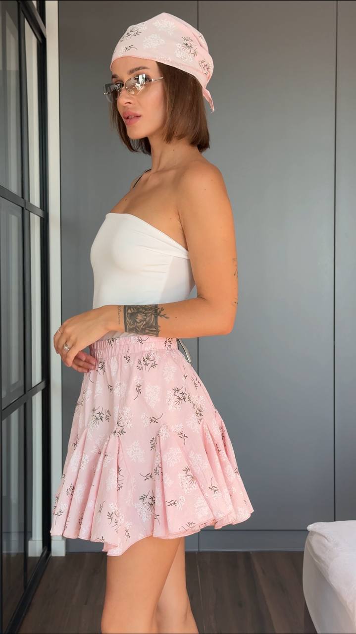 3-piece set (bandeau top, skirt, and headscarf)