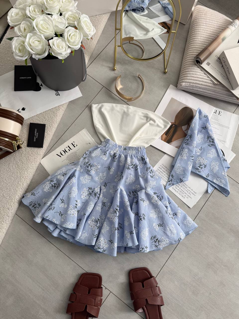 3-piece set (bandeau top, skirt, and headscarf)