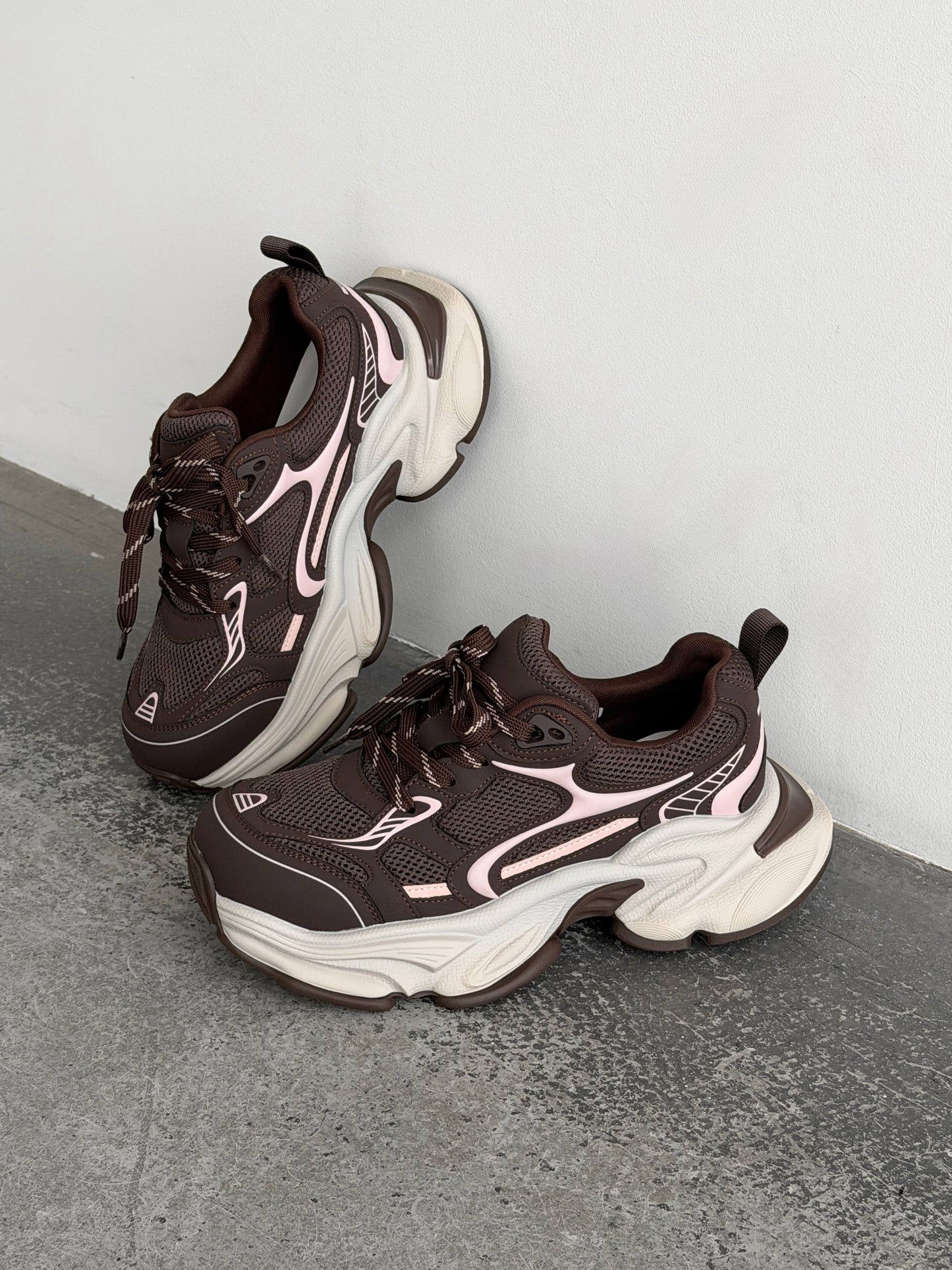 Boss Victor™ sneakers, blush pink + brown