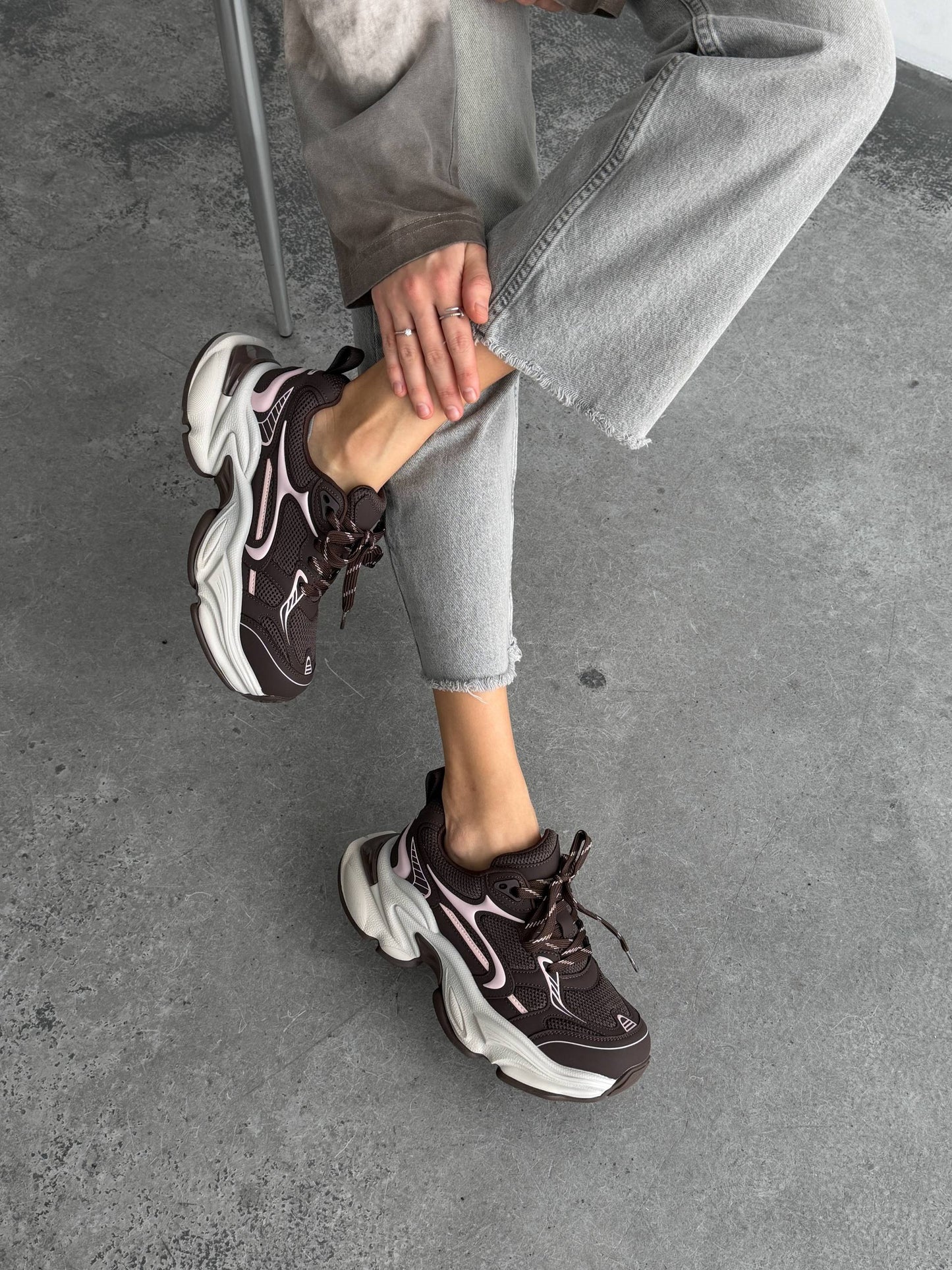 Boss Victor™ sneakers, blush pink + brown