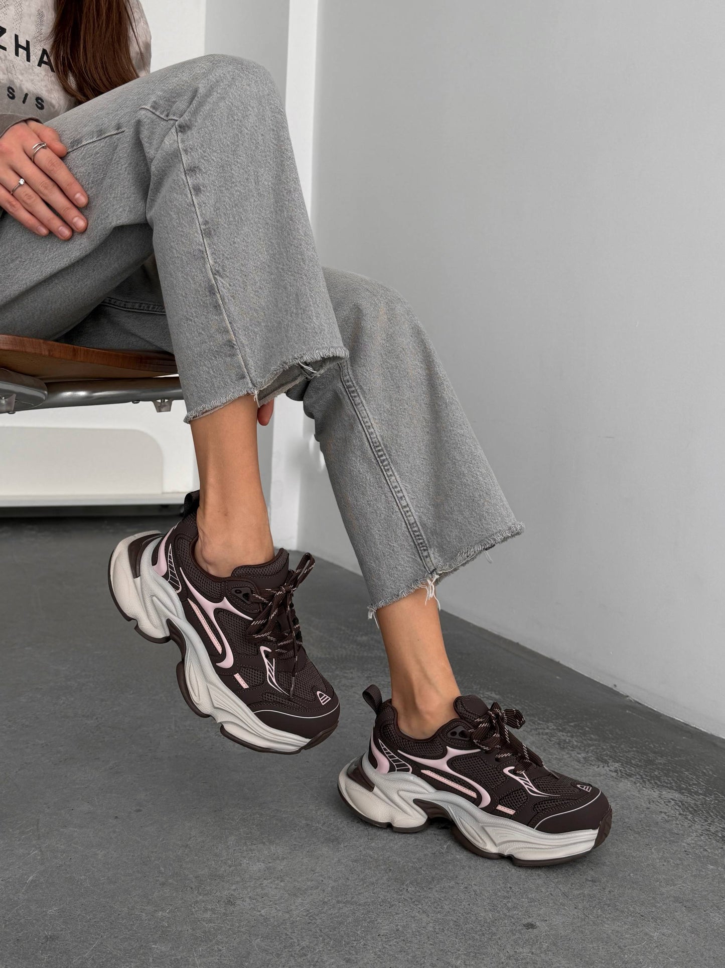 Boss Victor™ sneakers, blush pink + brown
