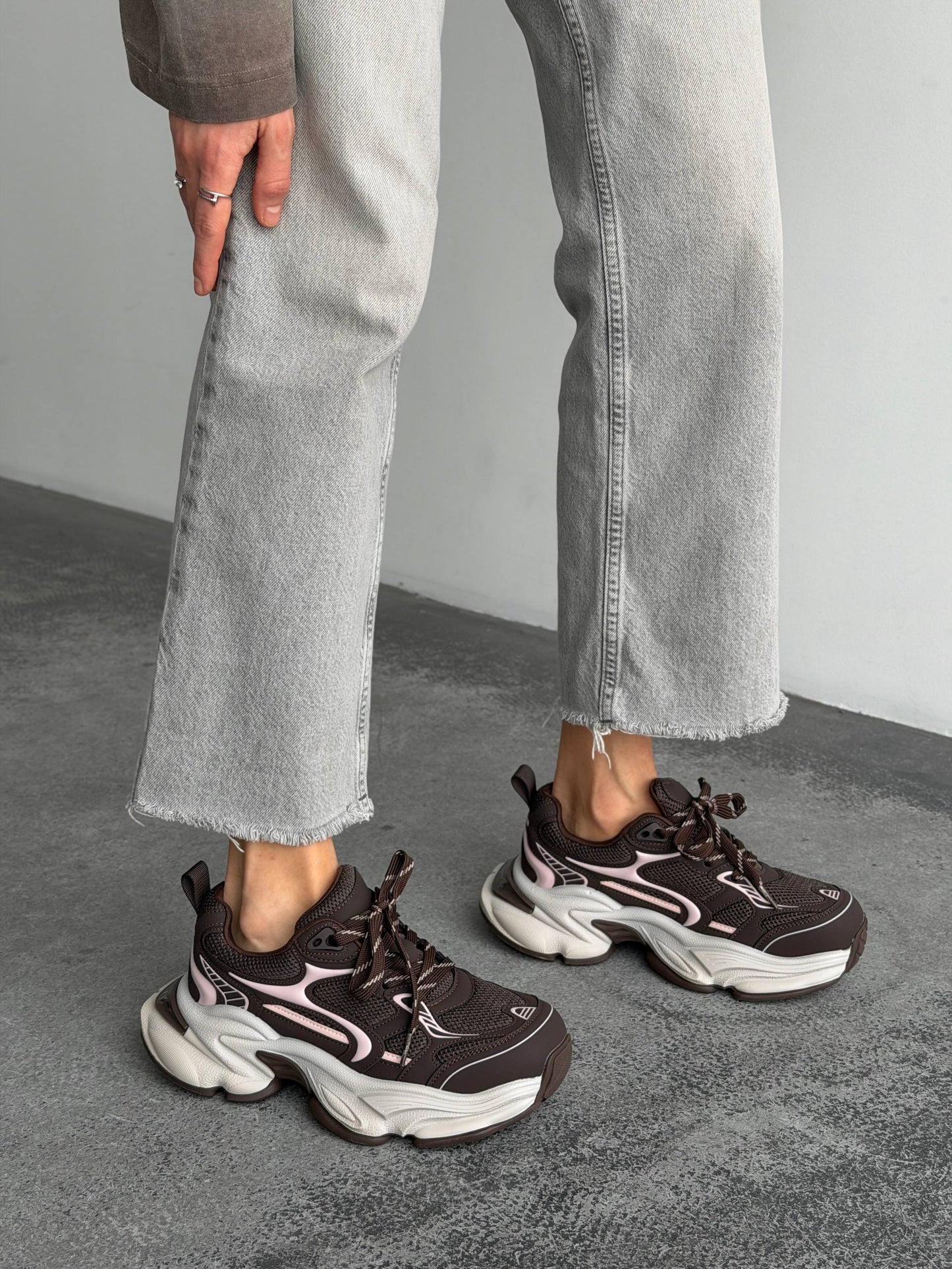 Boss Victor™ sneakers, blush pink + brown