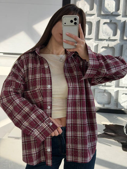Shirt with stones made of natural fabric