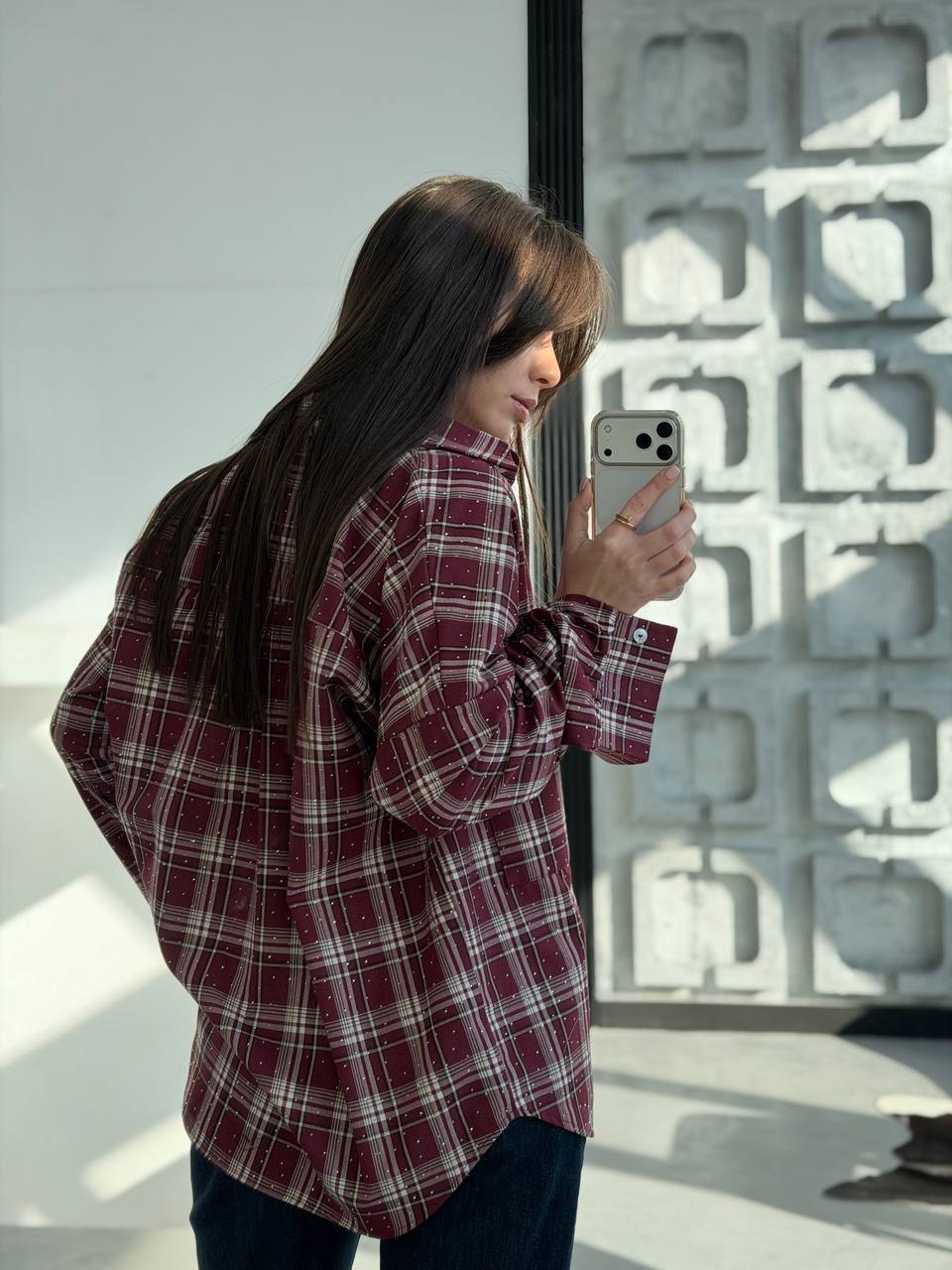 Shirt with stones made of natural fabric