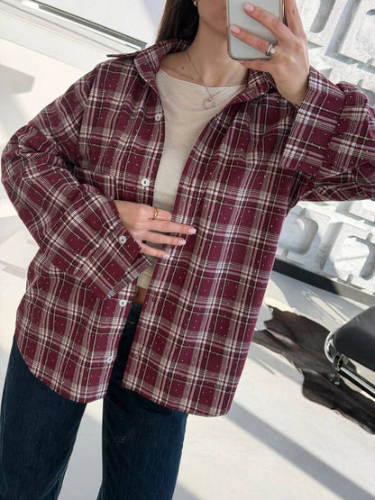 Shirt with stones made of natural fabric