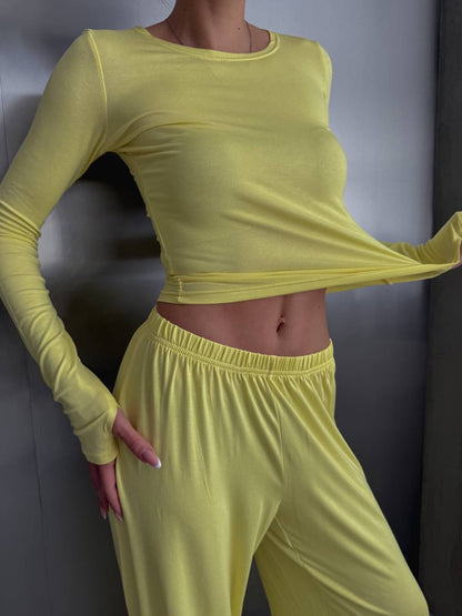 Lightweight three-piece suit (trousers, long sleeve top, t-shirt)