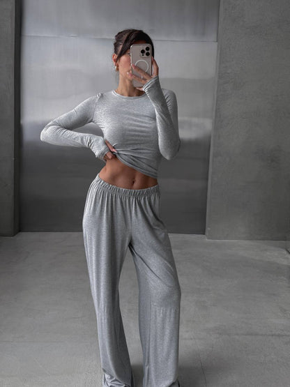 Lightweight three-piece suit (trousers, long sleeve top, t-shirt)