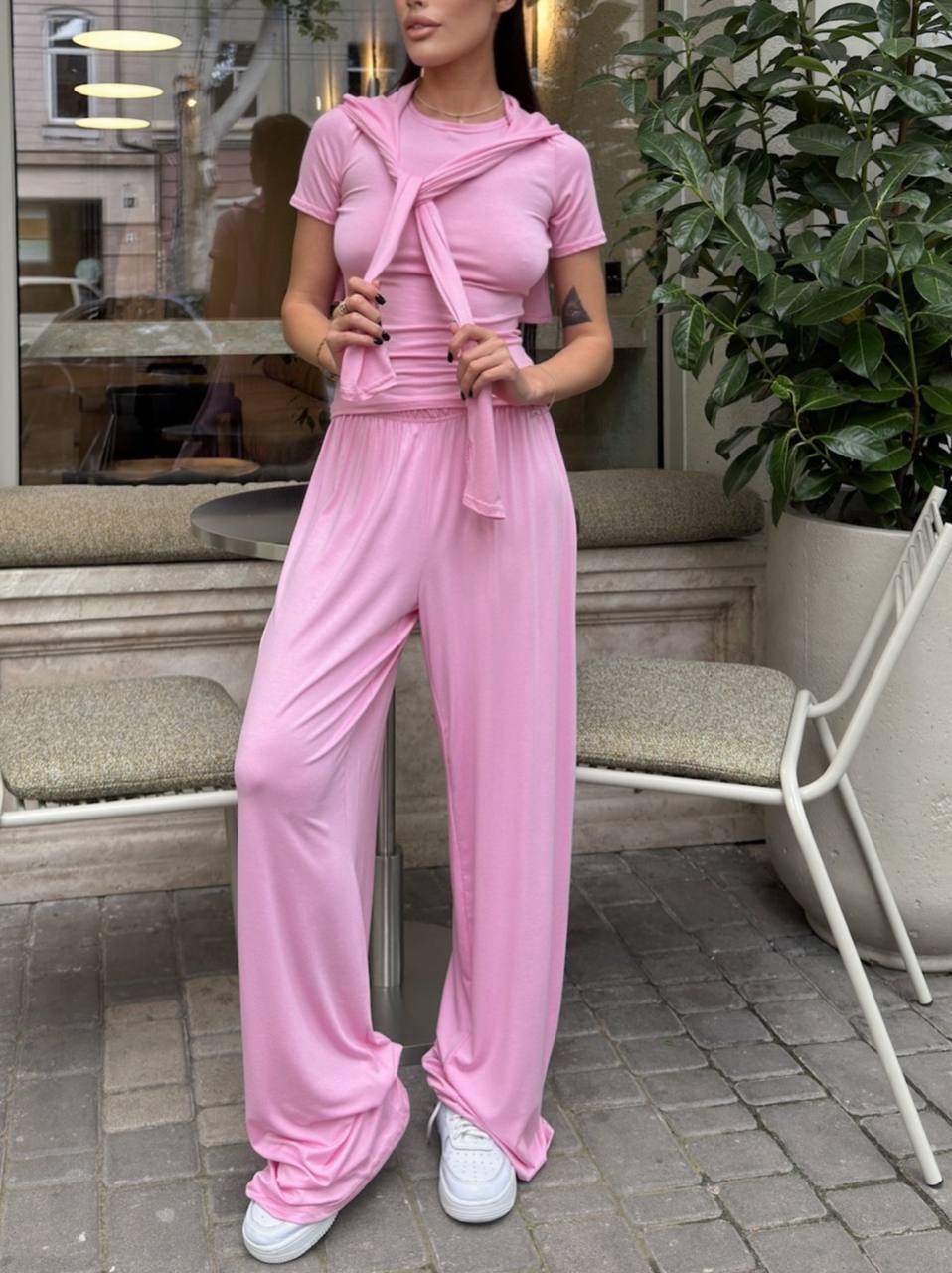 Lightweight three-piece suit (trousers, long sleeve top, t-shirt)
