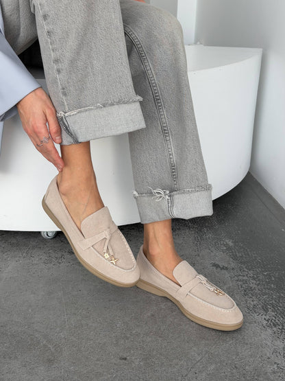 Classic everyday loafers, beige