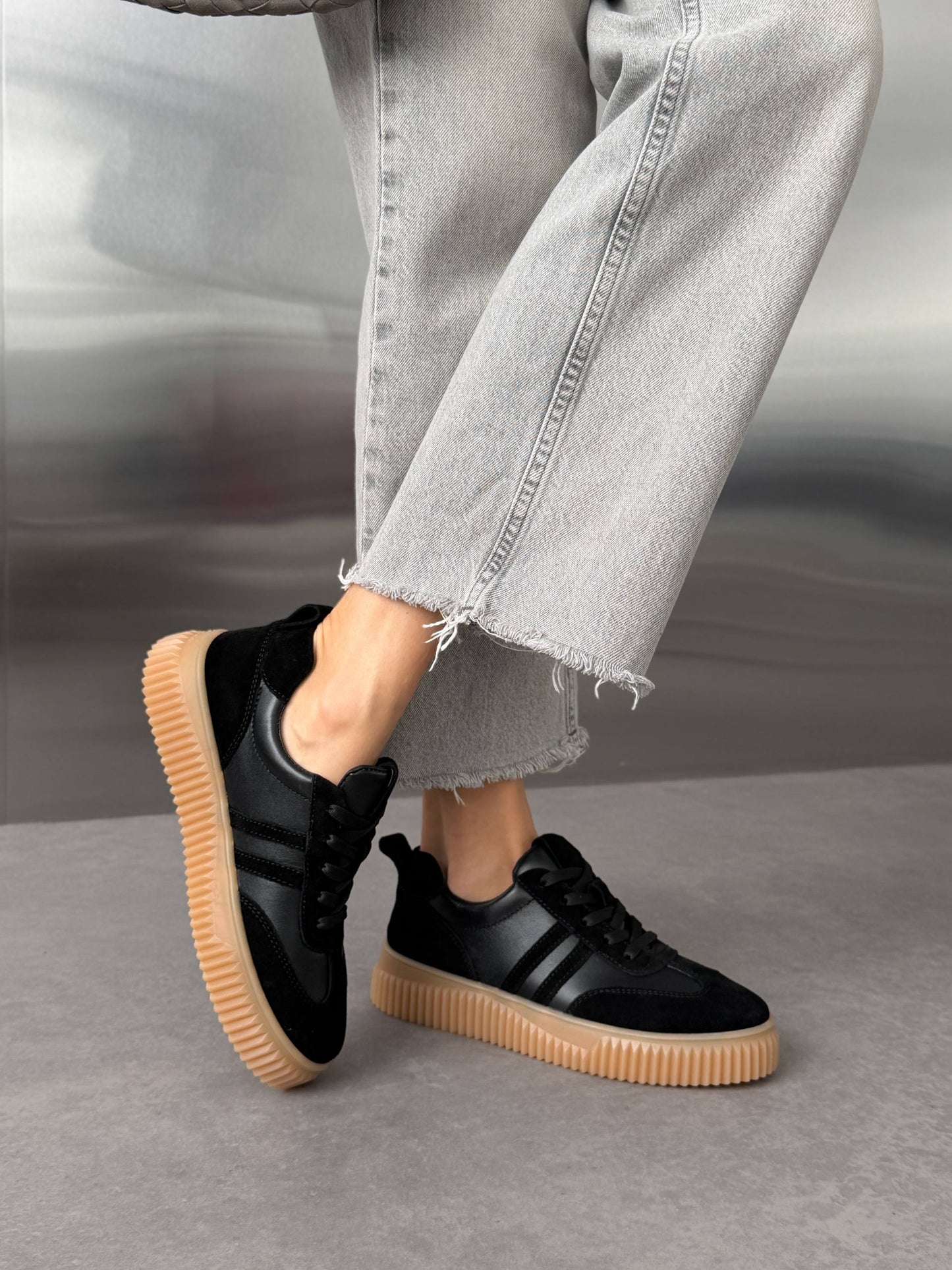 Sneakersy na wysokiej platformie, czarne