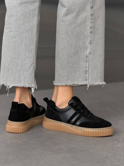 Sneakersy na wysokiej platformie, czarne