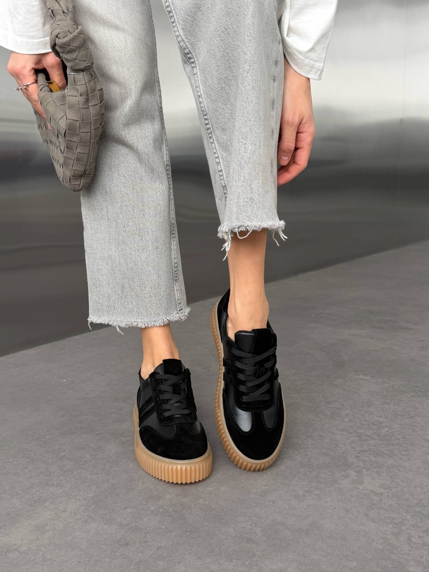 Sneakersy na wysokiej platformie, czarne
