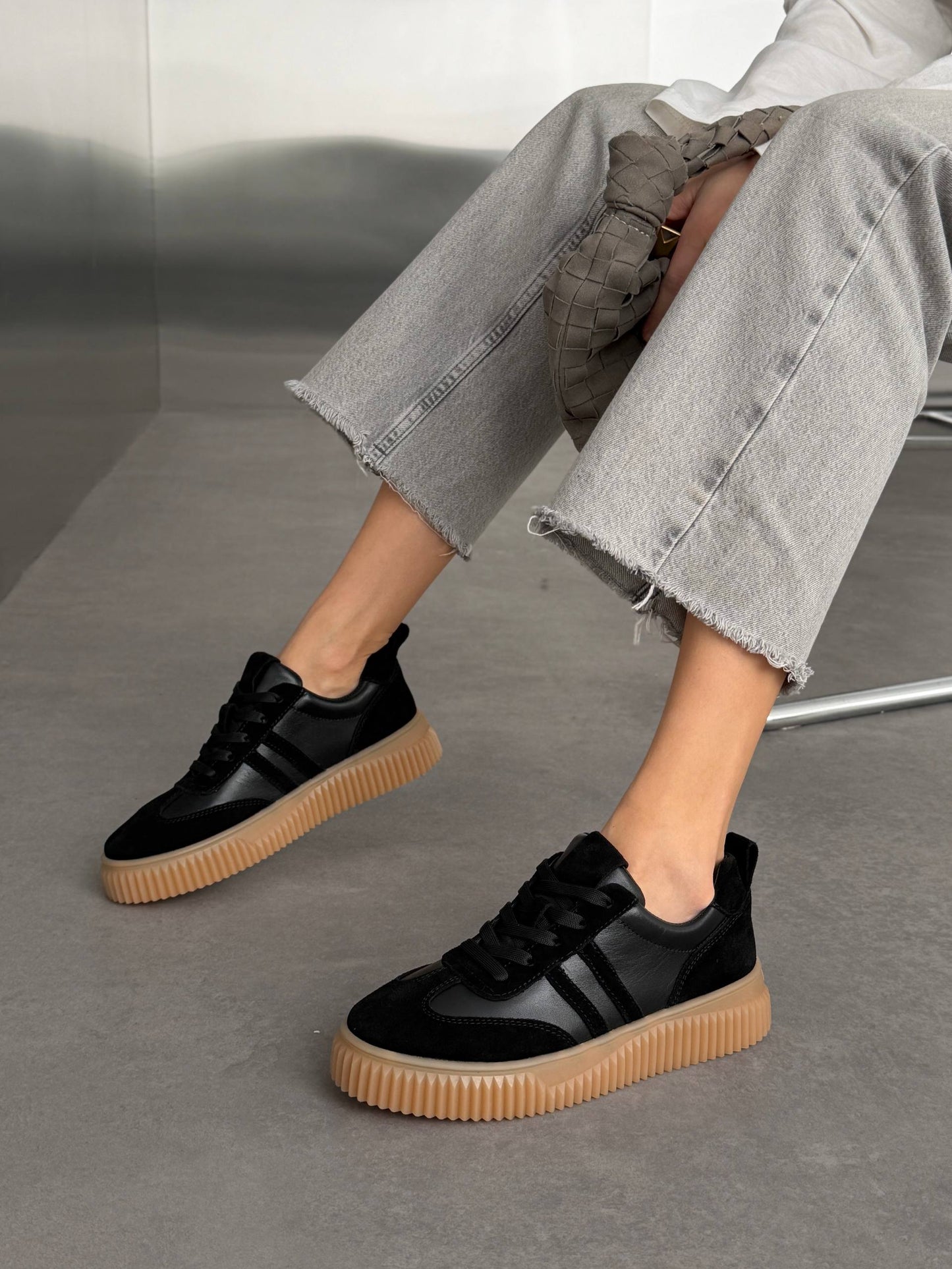 Sneakersy na wysokiej platformie, czarne