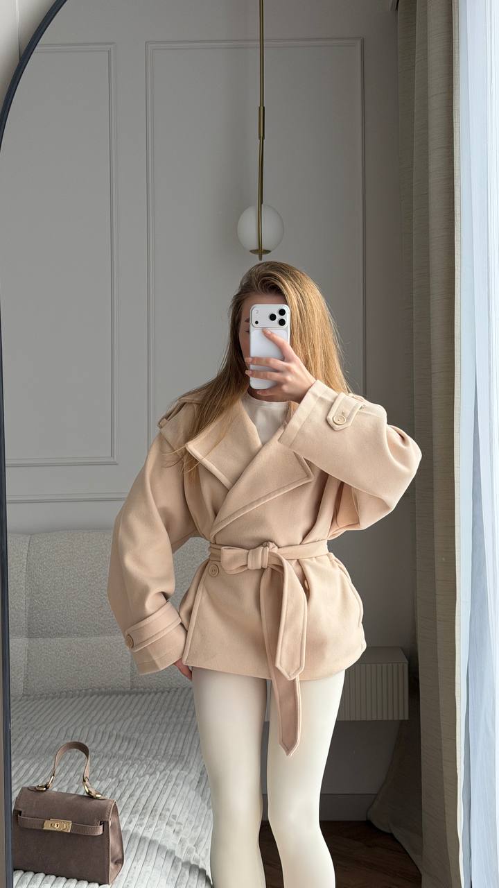 Cropped coat