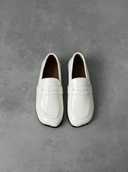 Anatomical barefoot loafers ™️ NikArt, light glossy beige