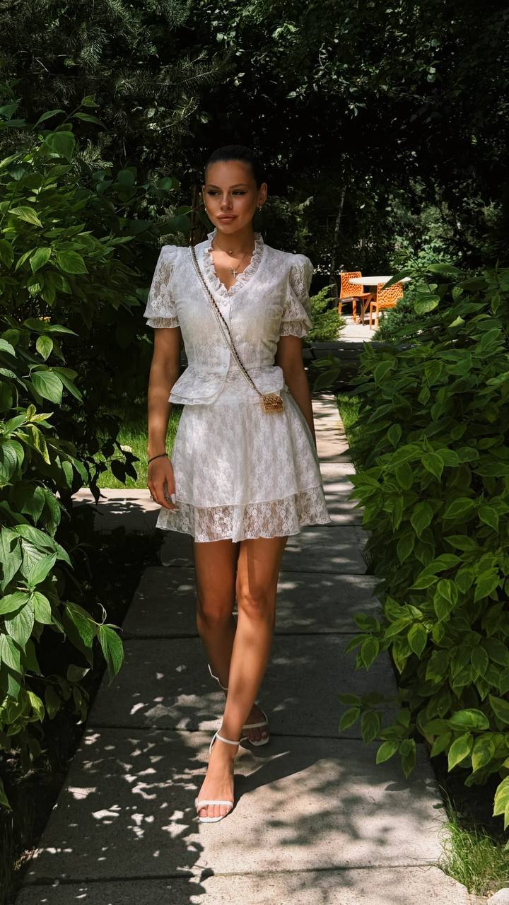 Set: (peplum blouse and airy tiered skirt), white