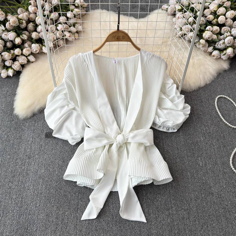 Elegant blouse
