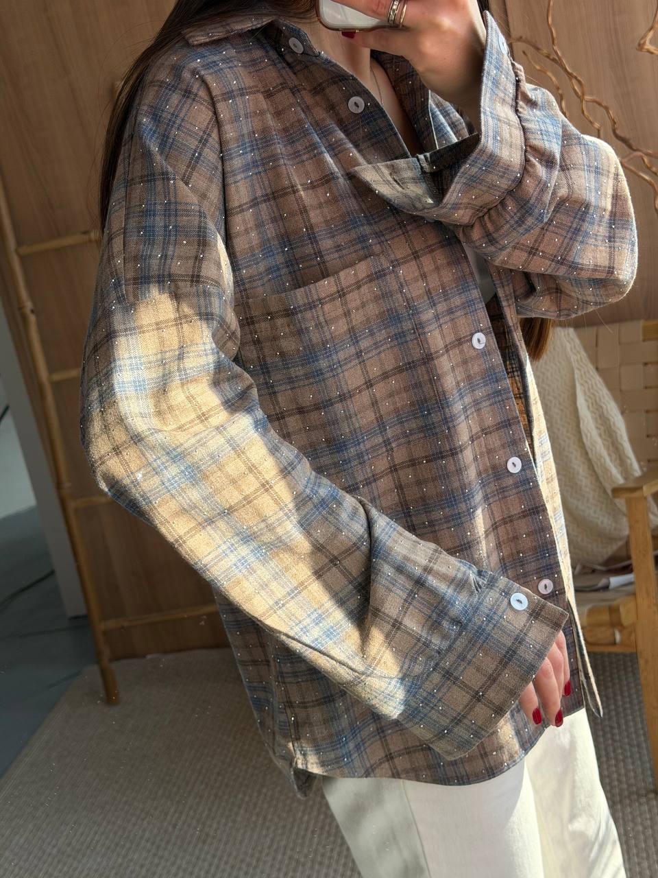 Shirt with stones made of natural fabric