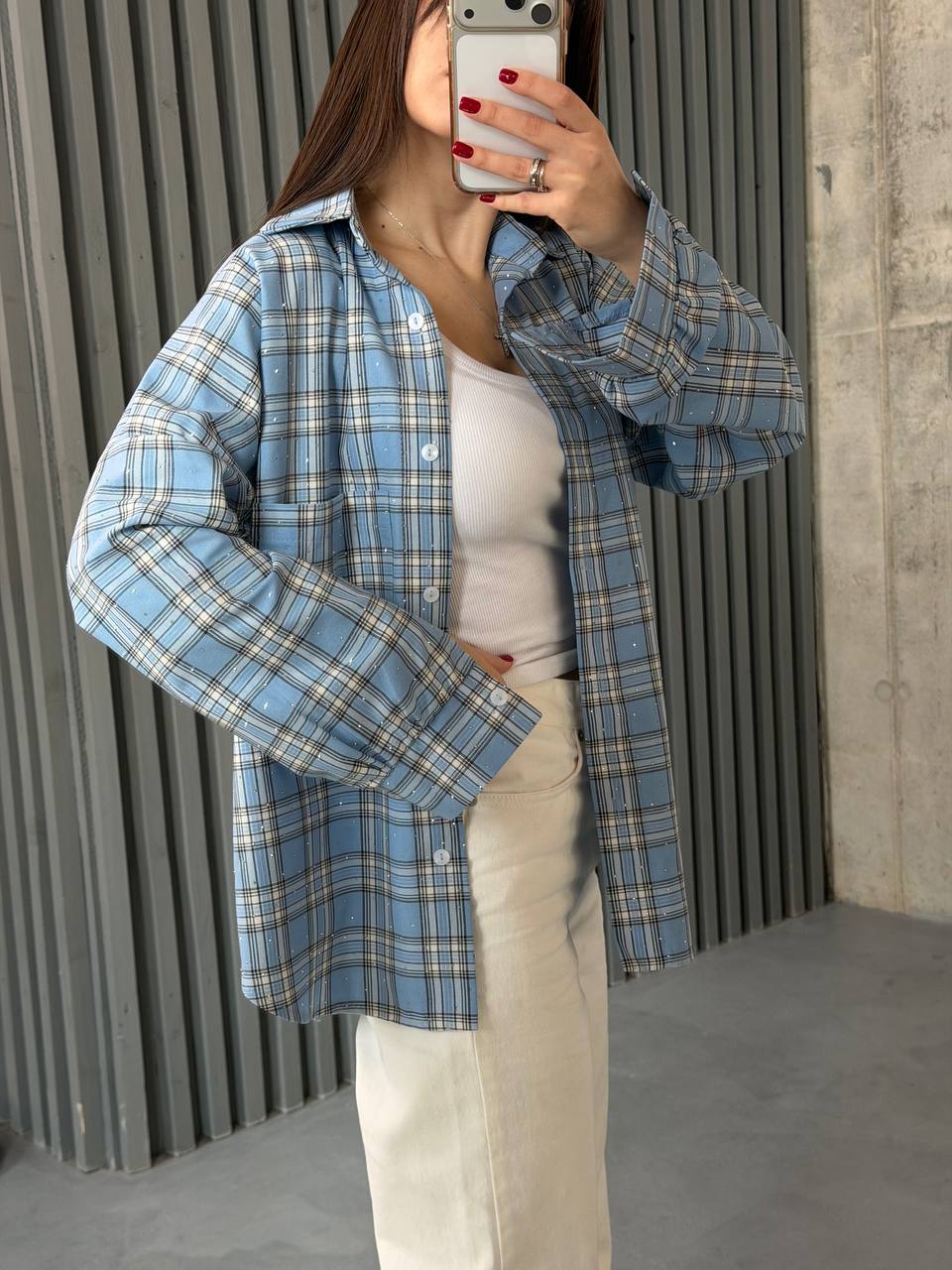 Shirt with stones made of natural fabric