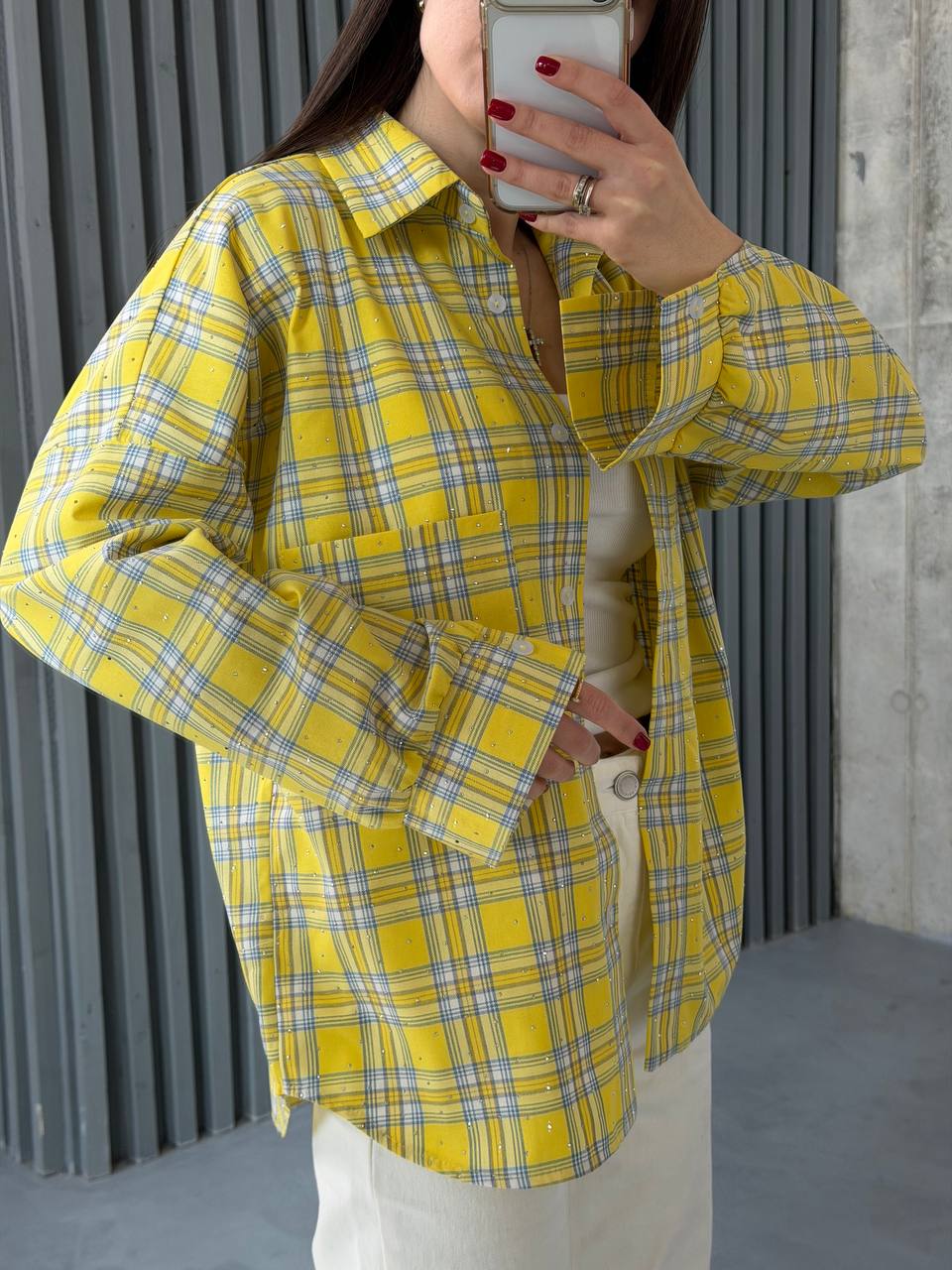Shirt with stones made of natural fabric