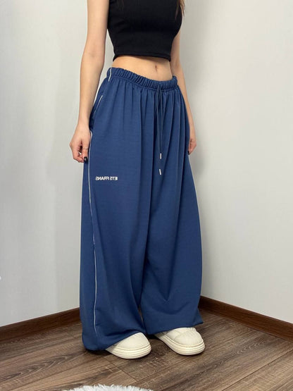 Oversized Max sweatpants