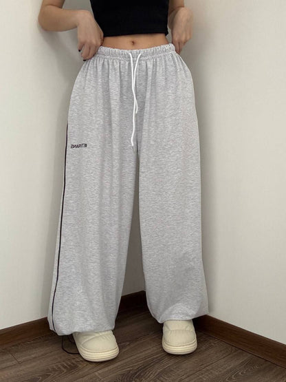Oversized Max sweatpants