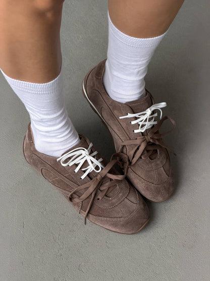 Double-laced sneakers, brown