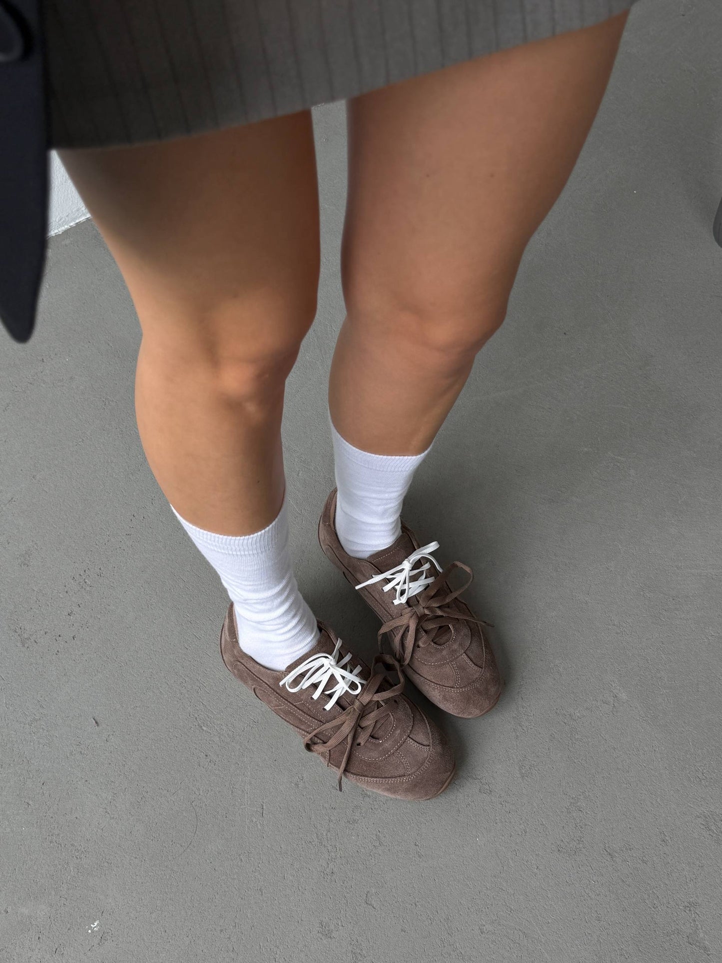 Double-laced sneakers, brown