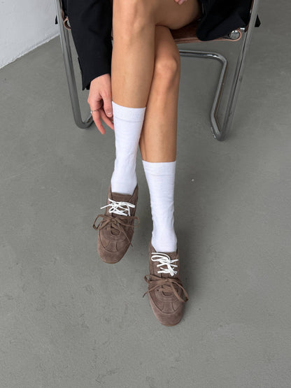 Double-laced sneakers, brown