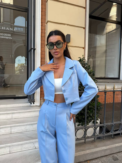 Suit (jacket + trousers)